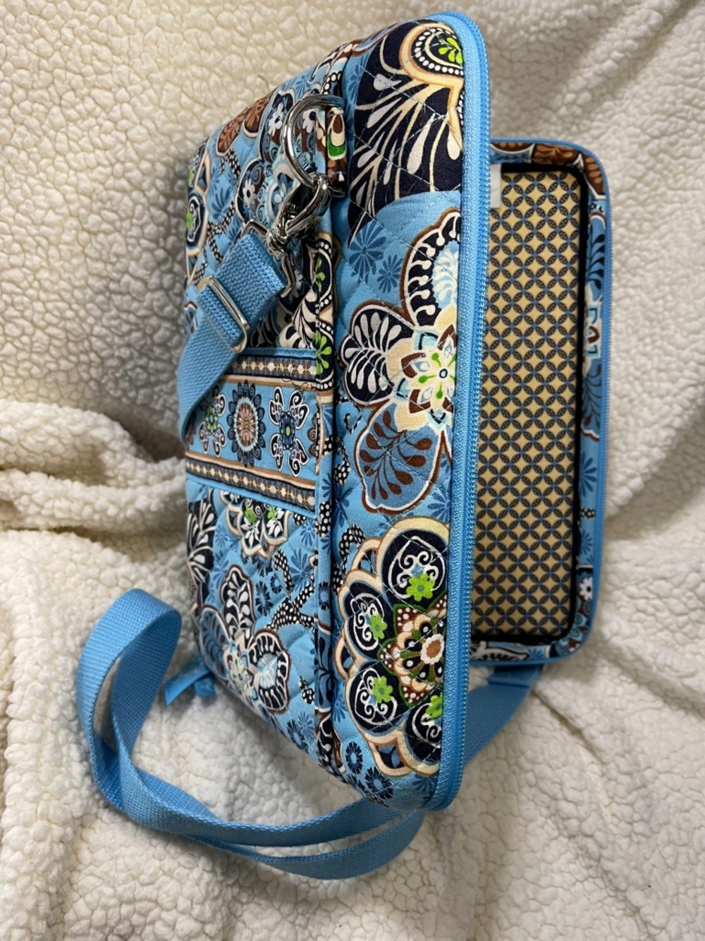 Vera Bradley IPad travel shoulder bag